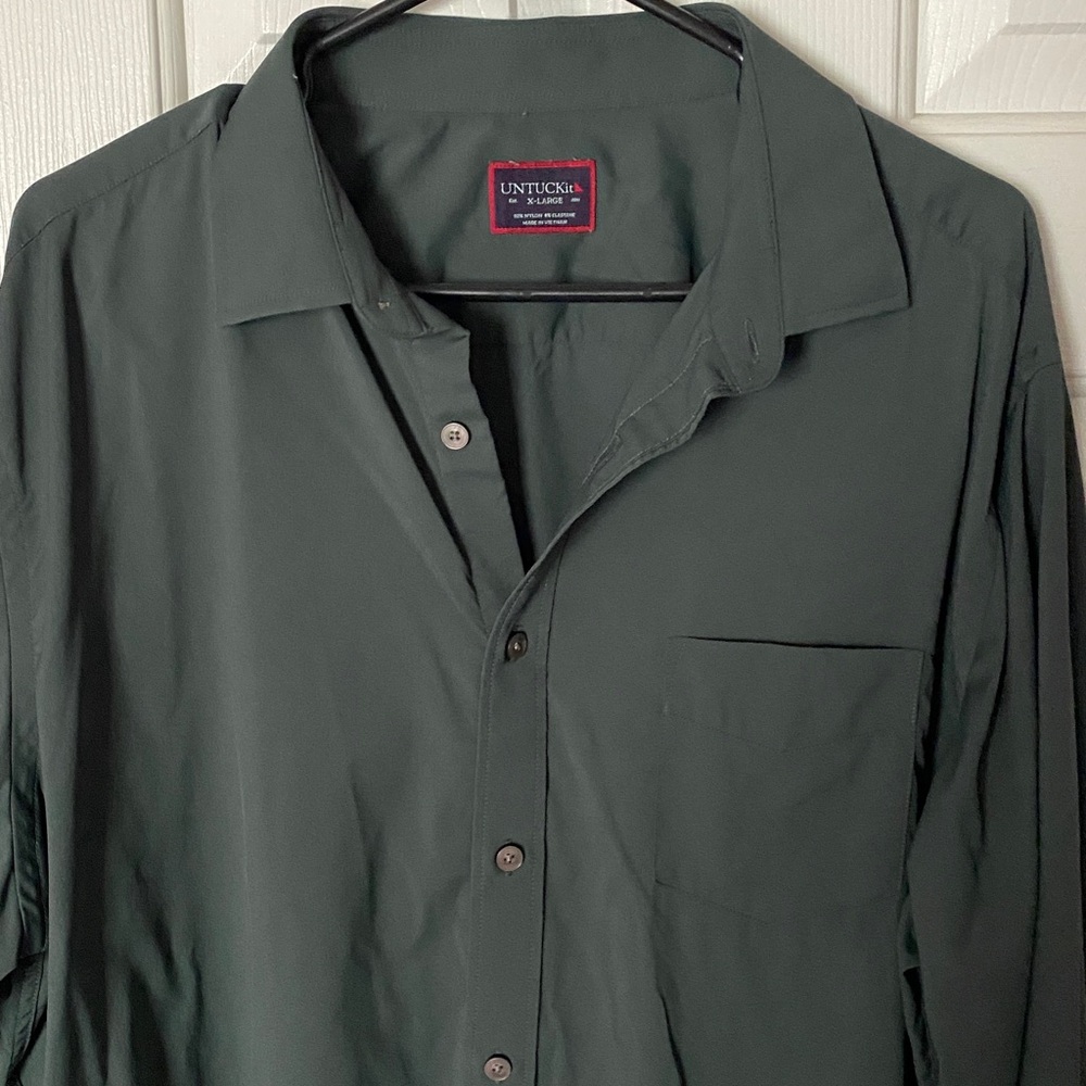 UNTUCKit Sage Green Casual Shirt